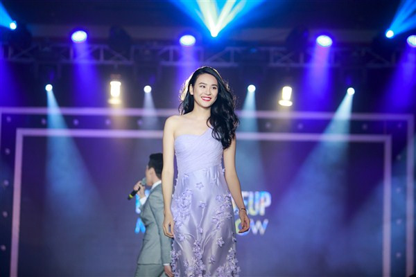 Á hậu Trà My gợi cảm làm vedette thời trang ảnh 9