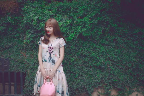 Á hậu Trà My xinh tươi giữa trời thu Hà Nội ảnh 2