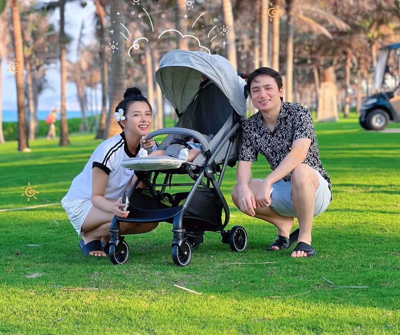 Phan Mạnh Quỳnh và bà xã Khánh Vy kết hôn vào năm 2021, đến tháng 1/2023 cặp đôi chào đón con gái đầu lòng, được gọi thân mật là bé Ốc. Ảnh: FBNV