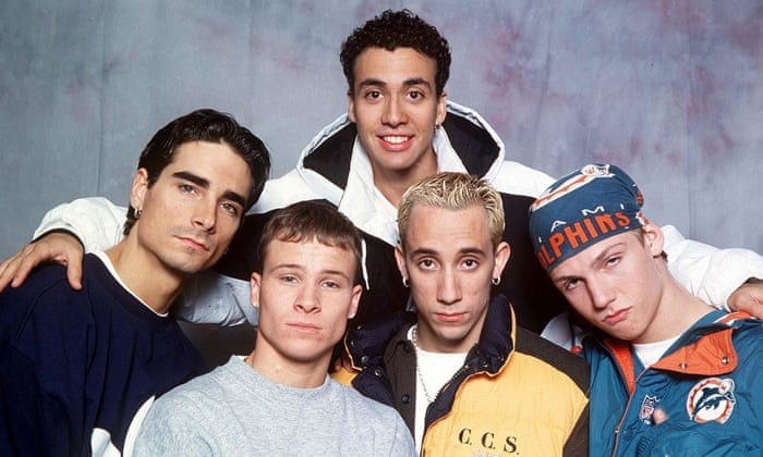 Mẫu số chung của các boyband "thời bố mẹ anh": Biết hát, biết nhảy, các thành viên đều đẹp nhưng không ai giống ai. Mẫu số chung của các boyband "thời bố mẹ anh": Biết hát, biết nhảy, các thành viên đều đẹp nhưng không ai giống ai.