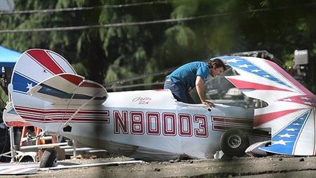 Tại nạn máy bay kinh hoàng trên phim trường của Tom Cruise ảnh 1