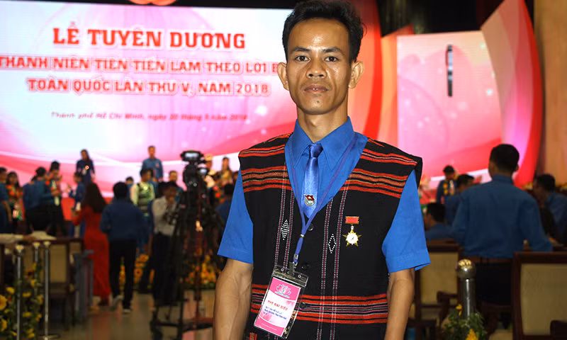 Những thanh niên dân tộc học hay, làm kinh tế giỏi, đoàn chất ảnh 2