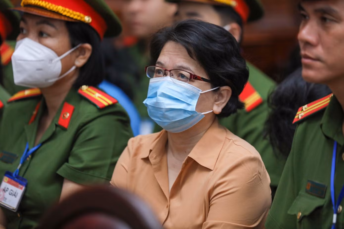 Bà Đỗ Thị Nhàn - cựu cán bộ NHNN duy nhất bị đề nghị án tù chung thân. Ảnh: Duy Anh. Bà Đỗ Thị Nhàn - cựu cán bộ NHNN duy nhất bị đề nghị án tù chung thân. Ảnh: Duy Anh.
