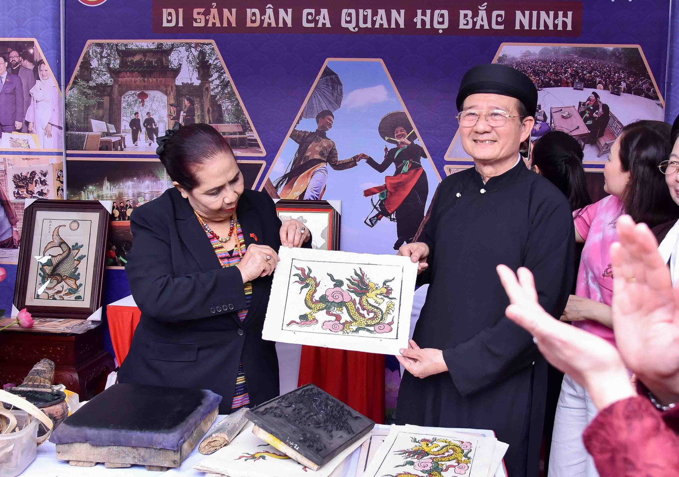 Tranh Đông Hồ là một dòng tranh dân gian, là Di sản văn hóa phi vật thể cấp quốc gia của Việt Nam. (Ảnh: Nhật Minh)