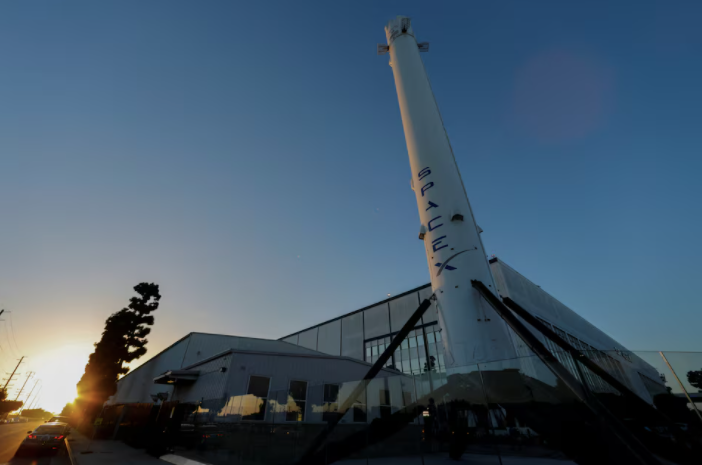 Trụ sở chính của SpaceX ở Hawthorne, California, Mỹ. (Ảnh: Reuters) Trụ sở chính của SpaceX ở Hawthorne, California, Mỹ. (Ảnh: Reuters)