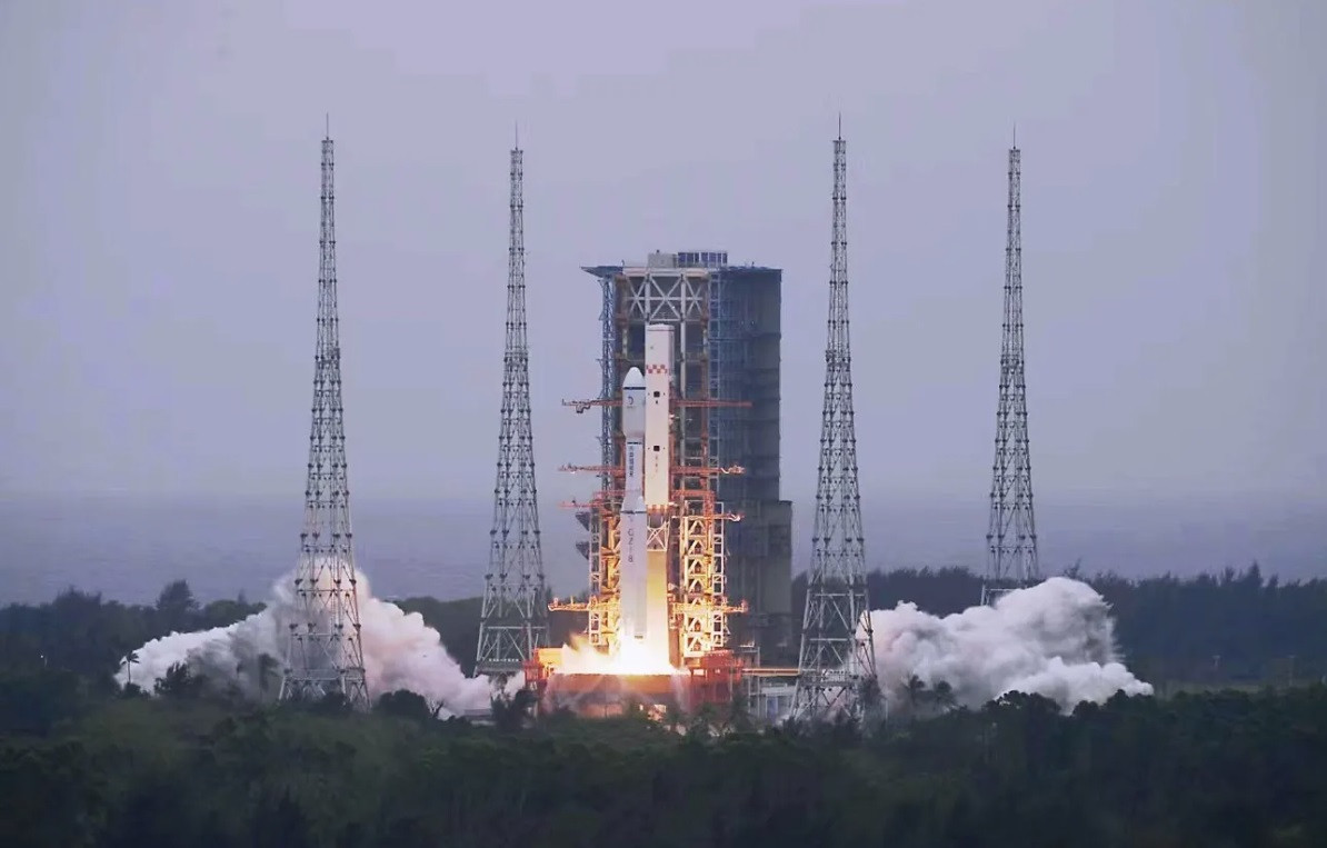 Tên lửa Trường Chinh 8 được phóng lên ngày 19/3. (Ảnh: CNSA)