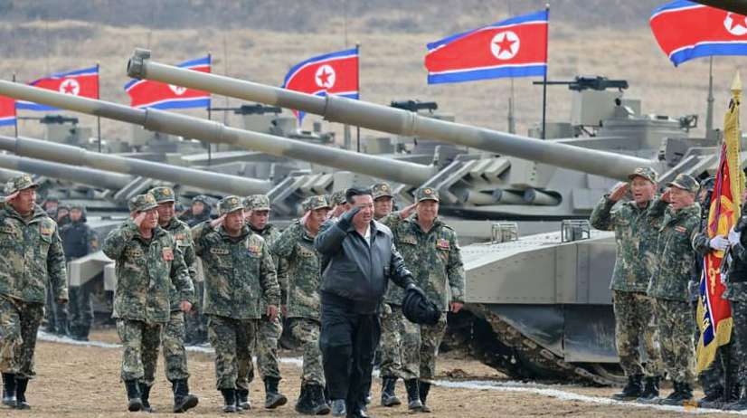 Chủ tịch Triều Tiên trong cuộc diễn tập hôm 13/3. (Ảnh: KCNA) Chủ tịch Triều Tiên trong cuộc diễn tập hôm 13/3. (Ảnh: KCNA)