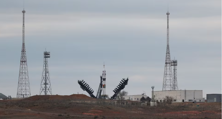 Tàu Soyuz tại sân bay vũ trụ Baikonur Cosmodrome, Kazakhstan, ngày 21/3. (Ảnh: Reuters)