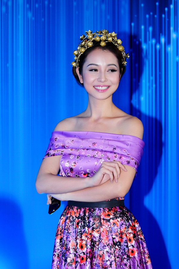 Jennifer Phạm đội vương miện làm lu mờ dàn mỹ nhân ảnh 6