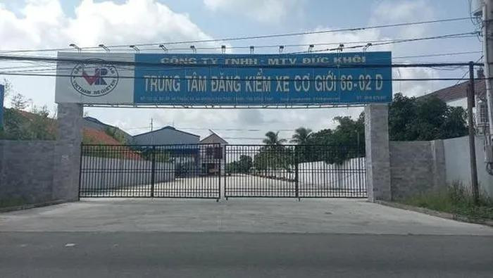 Trung tâm Đăng kiểm 66-02D bị đình chỉ hoạt động trong 3 tháng và sẽ có hình thức xử lý tiếp theo. Ảnh: ANTĐ Trung tâm Đăng kiểm 66-02D bị đình chỉ hoạt động trong 3 tháng và sẽ có hình thức xử lý tiếp theo. Ảnh: ANTĐ