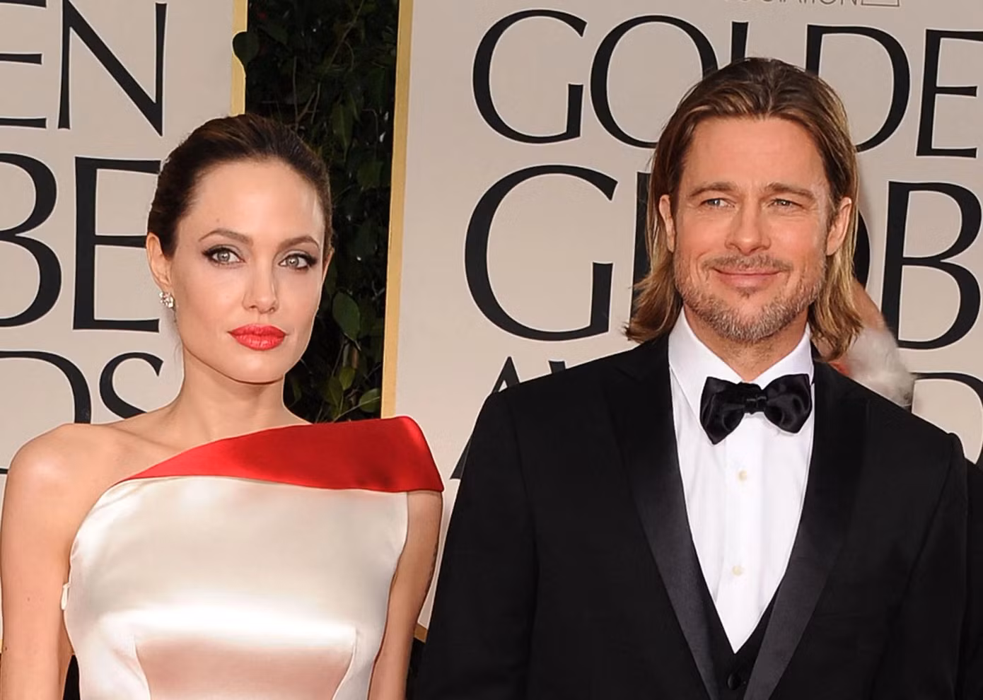 Brad Pitt và Angelina Jolie đang trong cuộc chiến pháp lý hậu ly hôn dai dẳng. Ảnh: Getty Images. Brad Pitt và Angelina Jolie đang trong cuộc chiến pháp lý hậu ly hôn dai dẳng. Ảnh: Getty Images.