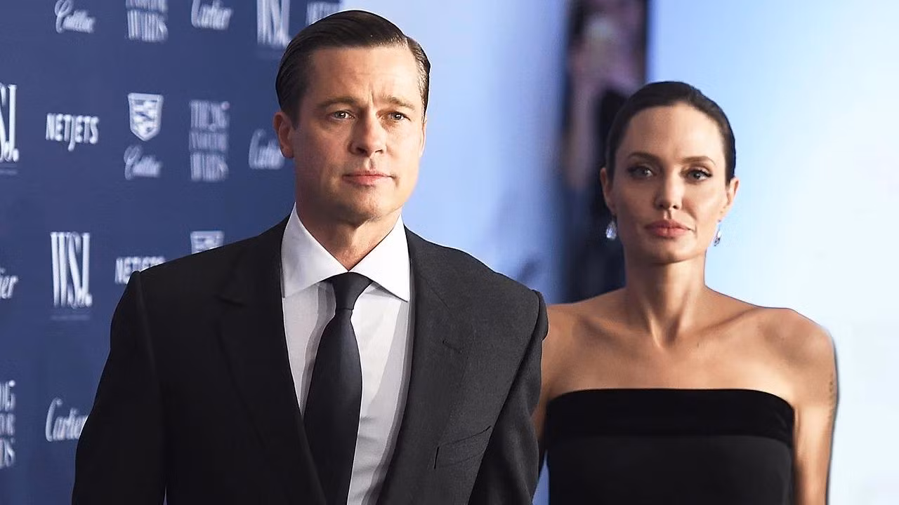Angelina Jolie gửi cho Brad Pitt bức thư chất chứa nỗi niềm vào đầu năm 2021. Ảnh: ET. Angelina Jolie gửi cho Brad Pitt bức thư chất chứa nỗi niềm vào đầu năm 2021. Ảnh: ET.