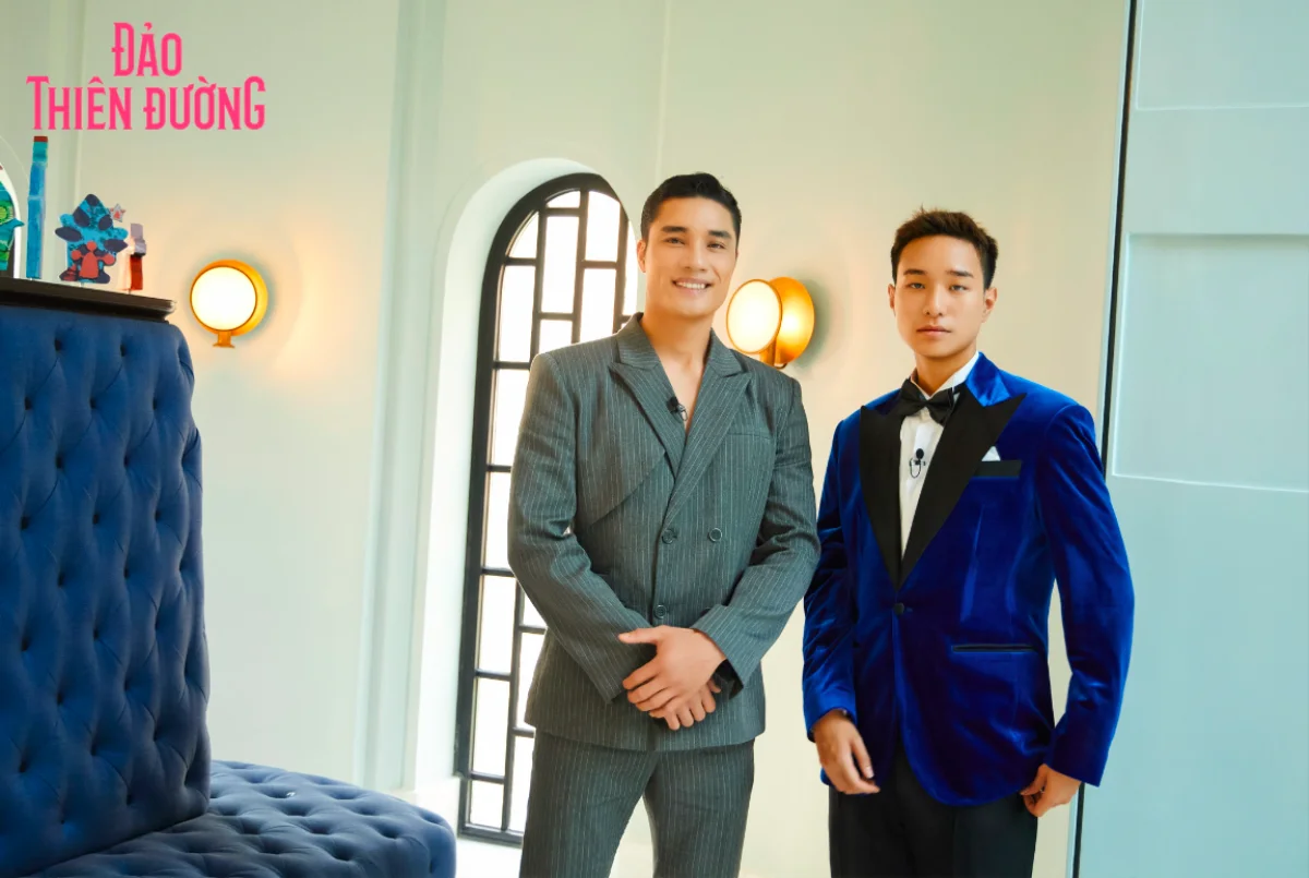 Mạnh Kiên (bên trái) và Hà An Huy (bên phải) tại show hẹn hò Đảo Thiên Đường. Mạnh Kiên (bên trái) và Hà An Huy (bên phải) tại show hẹn hò Đảo Thiên Đường.