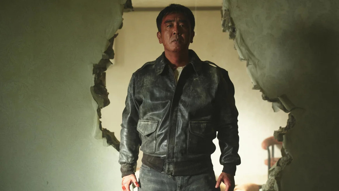 Nam diễn viên 7X đem đến một vai diễn với cách lý giải nhân vật tinh tế, đầy nhân văn. Nam diễn viên 7X đem đến một vai diễn với cách lý giải nhân vật tinh tế, đầy nhân văn.