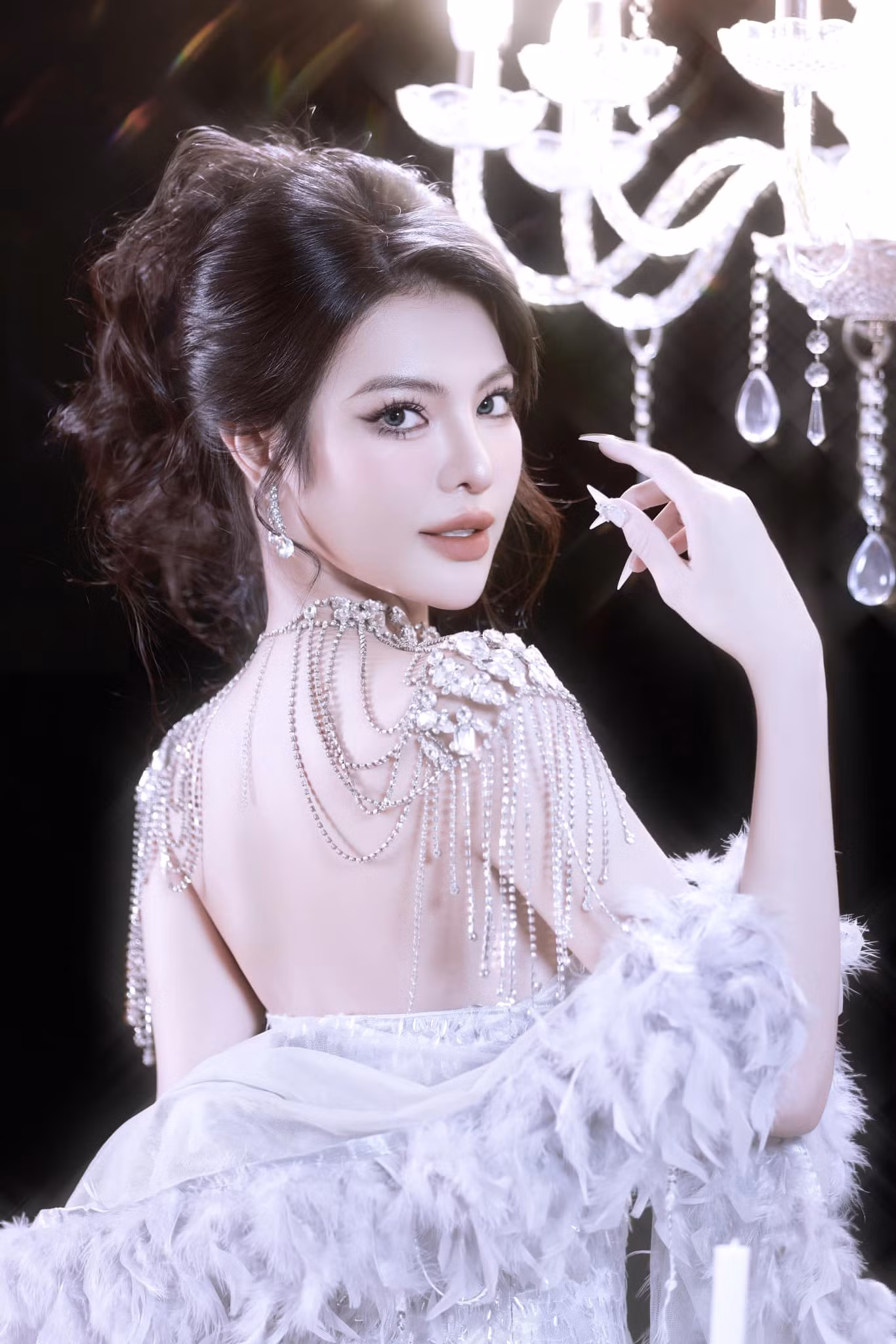 Nhan sắc ngọt ngào của Tường San.