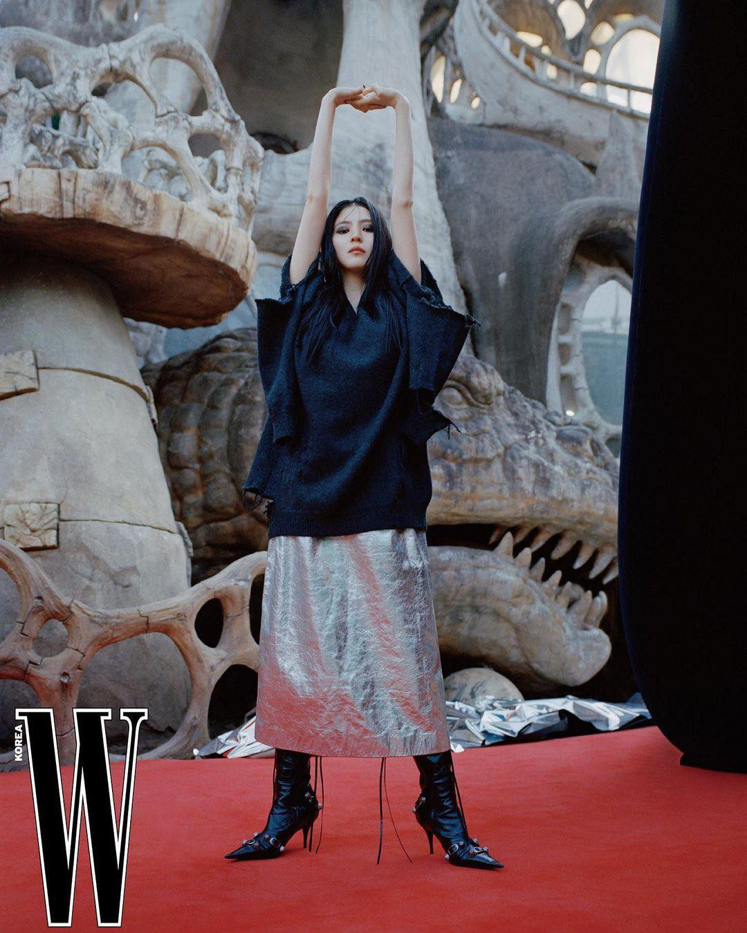 Han So Hee là nữ đại sứ toàn cầu người Hàn đầu tiên của Balenciaga.