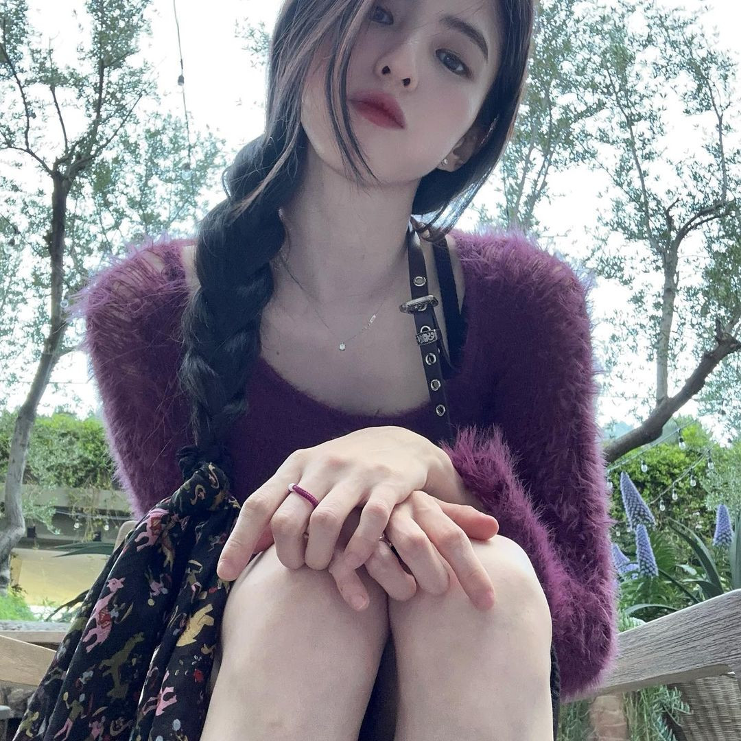 Các bản phối thường ngày của Han So Hee nhận về &quot;bão like&quot; nhờ cách mix &amp; match lạ mắt, khả năng &quot;chơi màu&quot; được đánh giá cao.