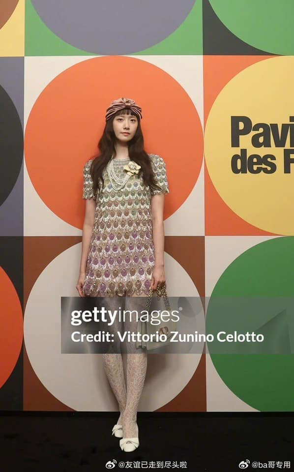 Yoona SNSD trong lần đầu dự show diễn của nhà mốt Valentino.