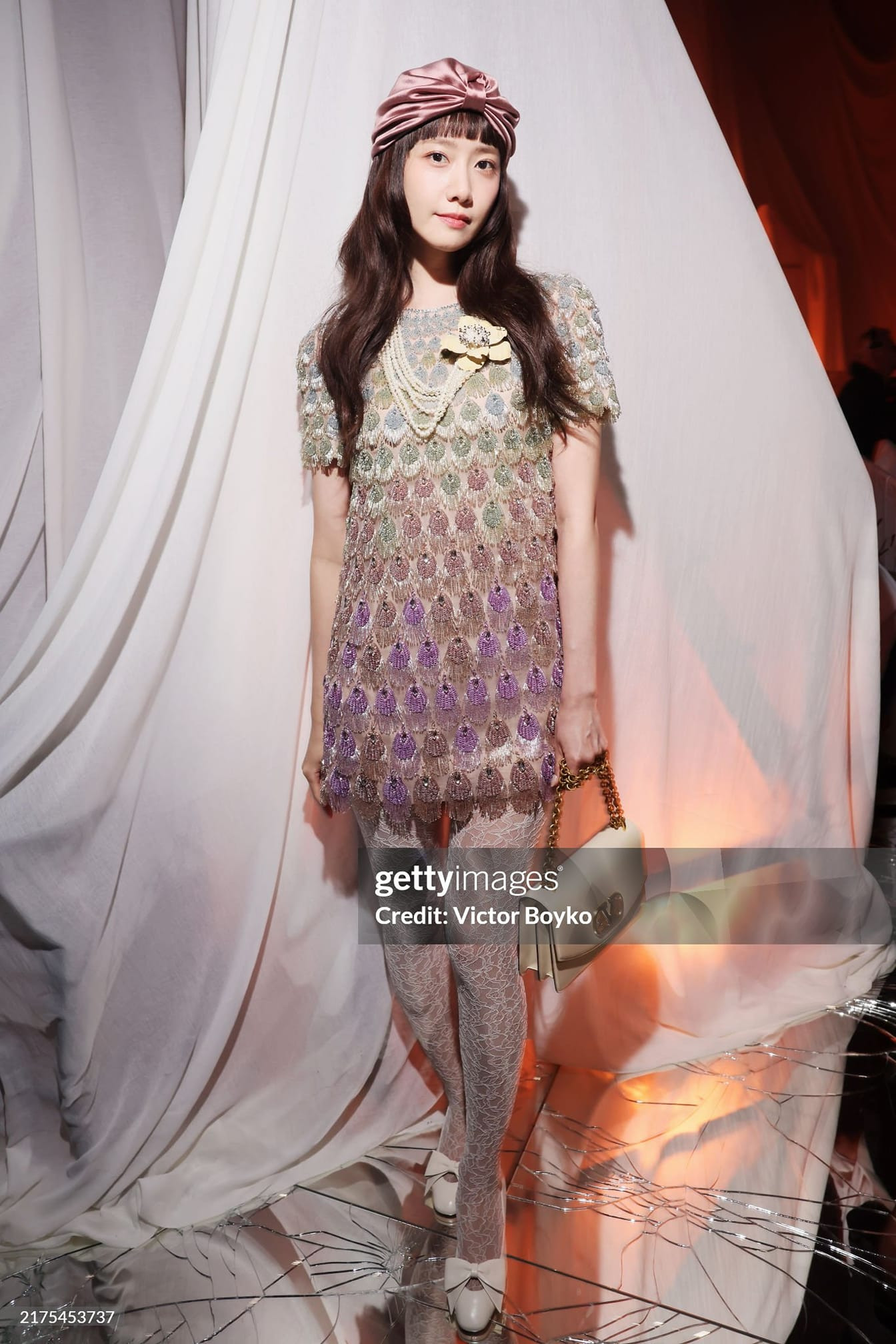 Yoona SNSD trong lần đầu dự show diễn của nhà mốt Valentino.