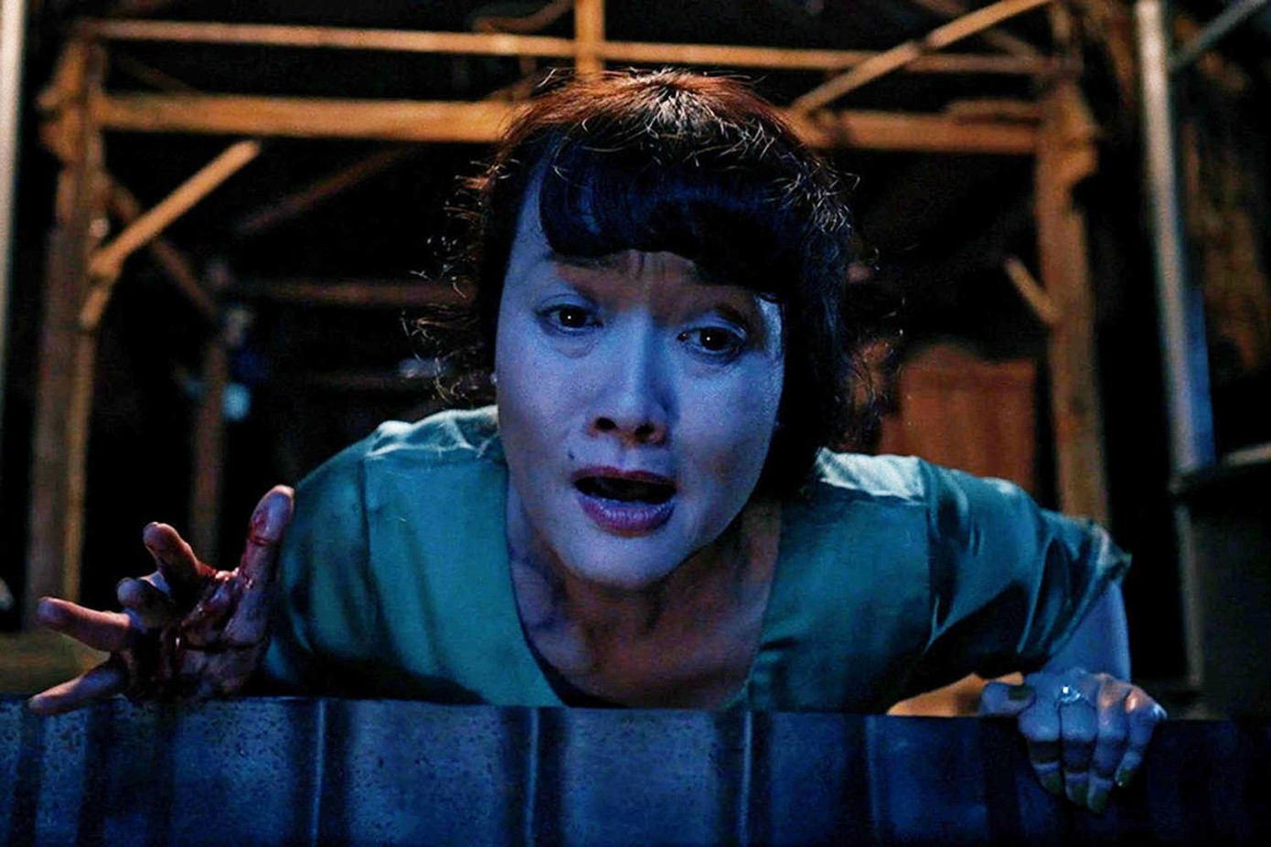 Trong những năm gần đây, NS Vân Dung đảm nhận các vai diễn trong phim truyền hình dài tập 11 Tháng 5 Ngày, Người Một Nhà, phim điện ảnh Quỷ Cẩu.