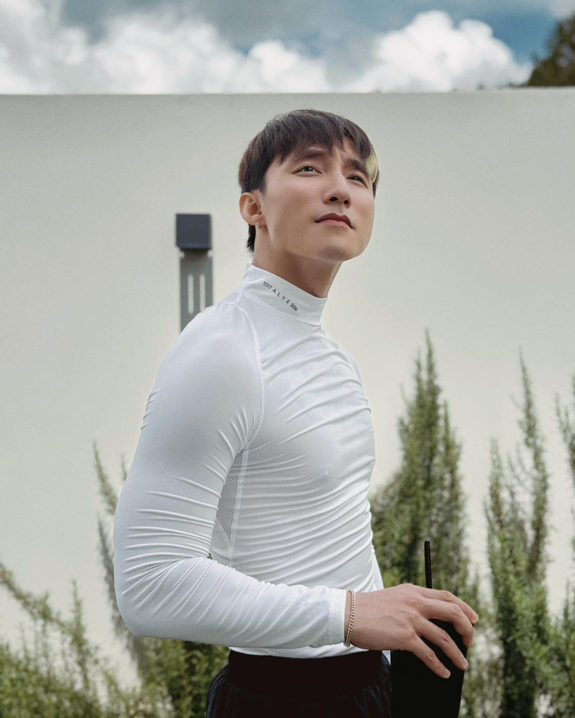 Sơn Tùng M-TP sở hữu thân hình vạm vỡ hơn ở tuổi 30.