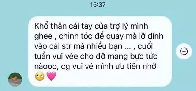 Hotgirl Hà Thành sau đó lên tiếng giải thích trên kênh thông báo (broadcast) Instagram. Hotgirl Hà Thành sau đó lên tiếng giải thích trên kênh thông báo (broadcast) Instagram.