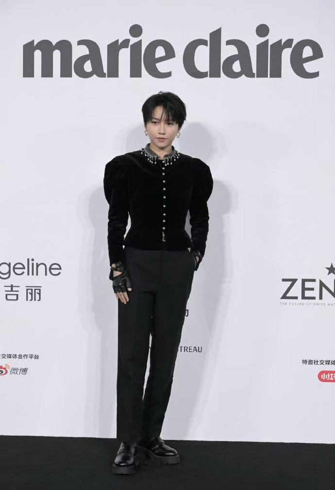 Lưu Vũ Hân mặc trang phục đến từ BST Cruise 2025 của Dior.