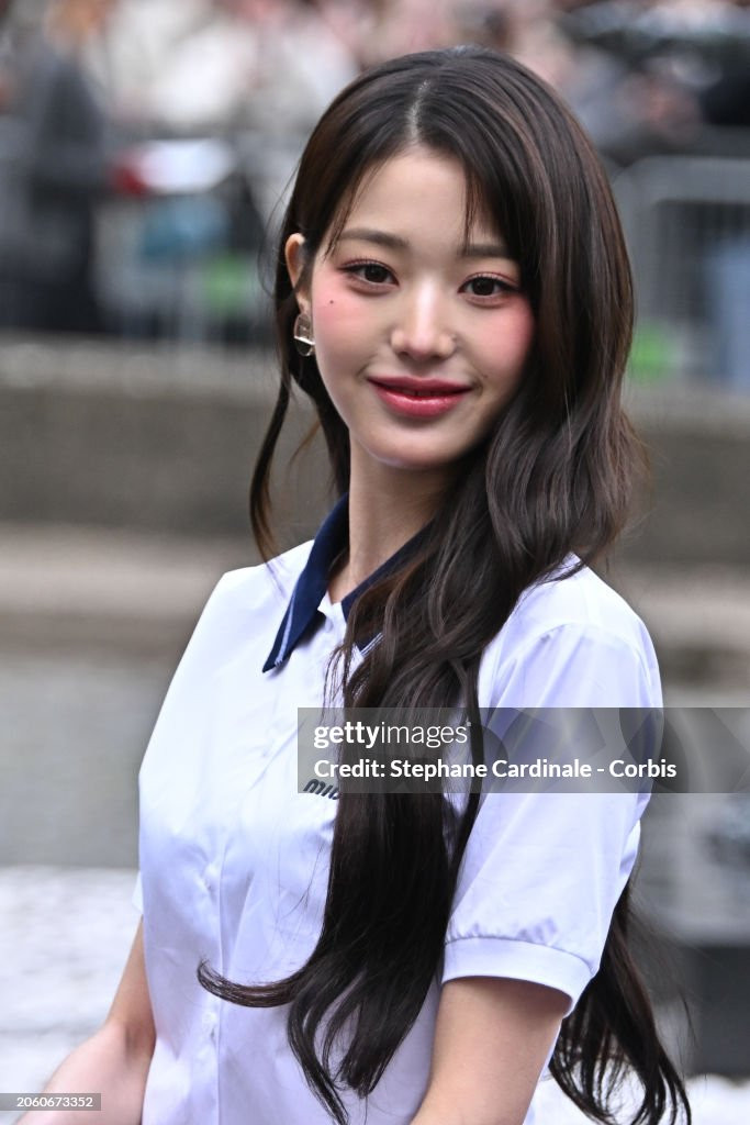 Sắc vóc nổi bật của nữ idol sinh năm 2004 qua ống kính Getty Images.