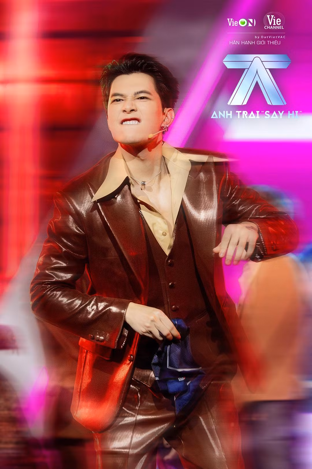 Anh Tú Atus tìm lại khát vọng mãnh liệt ở Anh Trai "Say Hi", độ phủ sóng trên mạng xã hội, lượng người hâm mộ lẫn danh tiếng đều tăng vượt bậc.