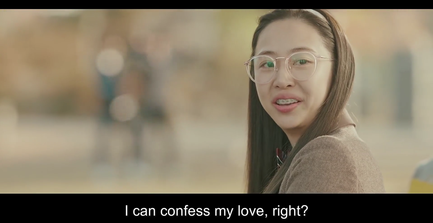 Sự đối lập về diện mạo ở hai thời điểm cách nhau 10 năm của nhân vật Hye Ji. Sự đối lập về diện mạo ở hai thời điểm cách nhau 10 năm của nhân vật Hye Ji.