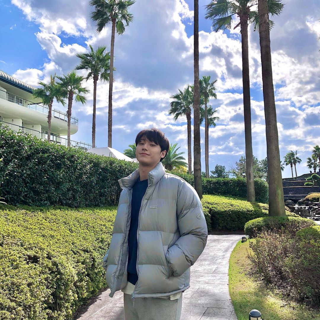 Những khung hình đậm "chất liệu bạn trai" của Lee Do Hyun. Những khung hình đậm "chất liệu bạn trai" của Lee Do Hyun.