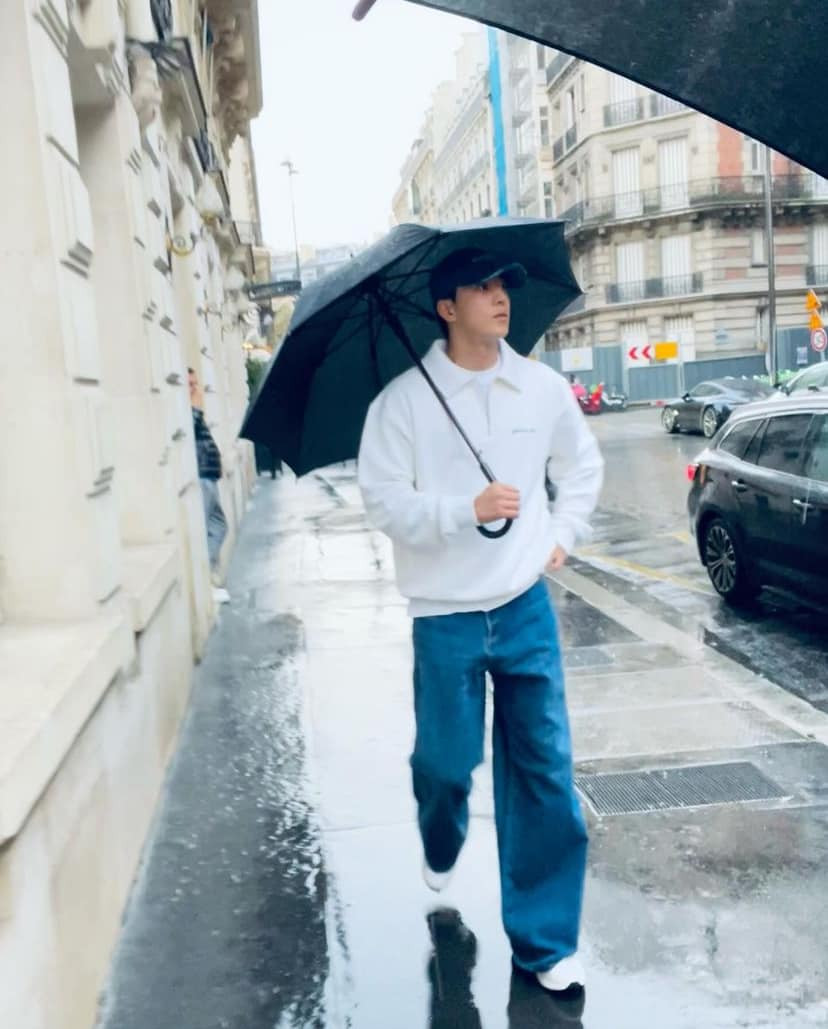Nam Joo Hyuk check-in tại Paris trước thềm sự kiện. Nam Joo Hyuk check-in tại Paris trước thềm sự kiện.