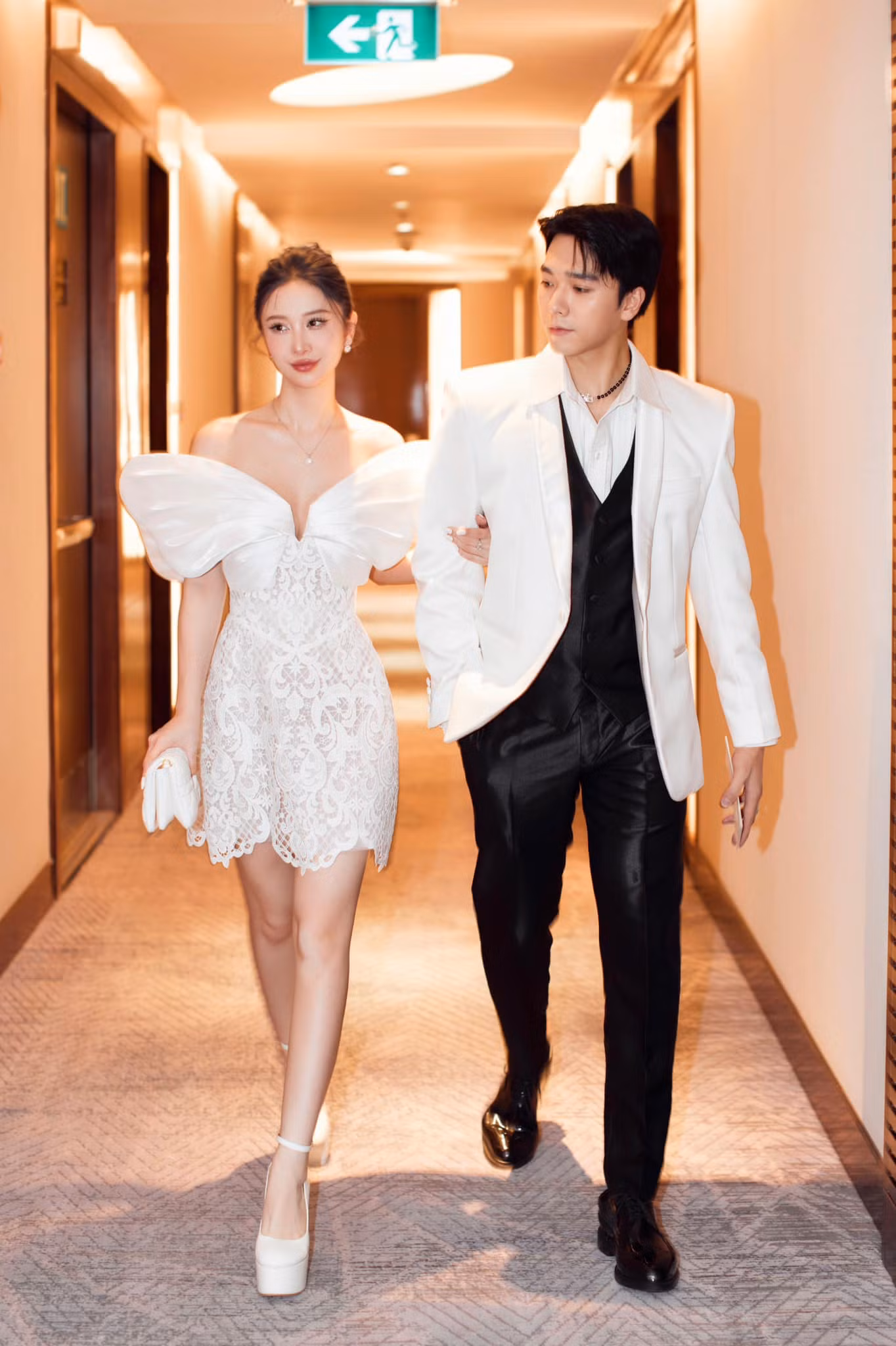 Hải Nam vướng tin đồn hẹn hò với Jun Vũ. Cặp đôi có mối quan hệ thân thiết, thường xuyên xuất hiện bên nhau trong các sự kiện công khai nên được netizen "đẩy thuyền" nhiệt tình.