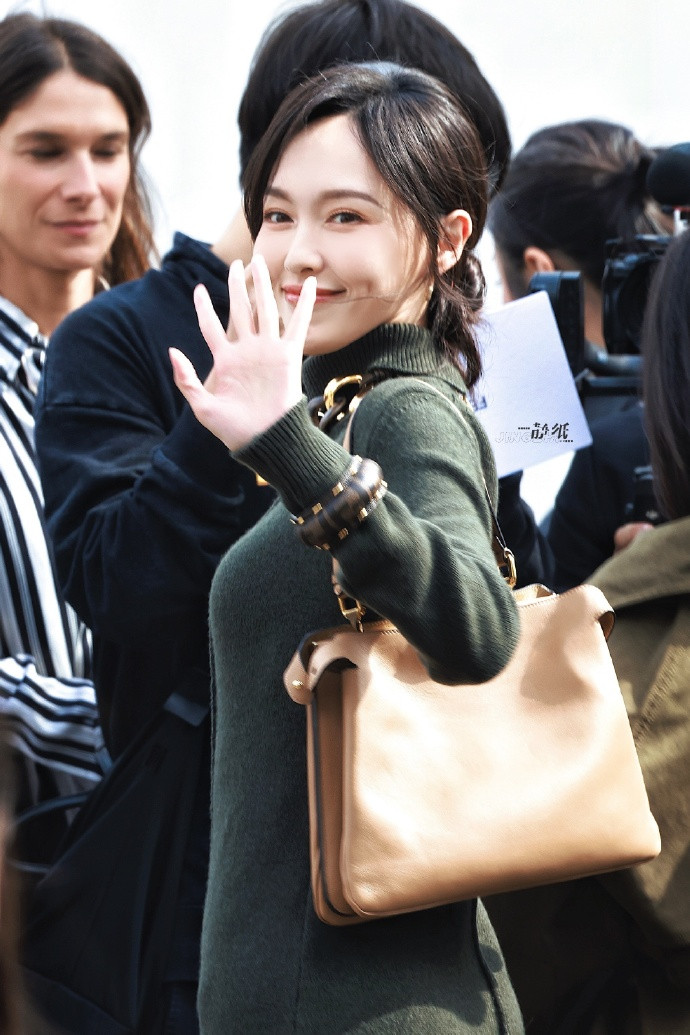 Nhan sắc mặn mà của mỹ nhân Hoa ngữ ở tuổi 41 nhận về phản hồi tích cực.