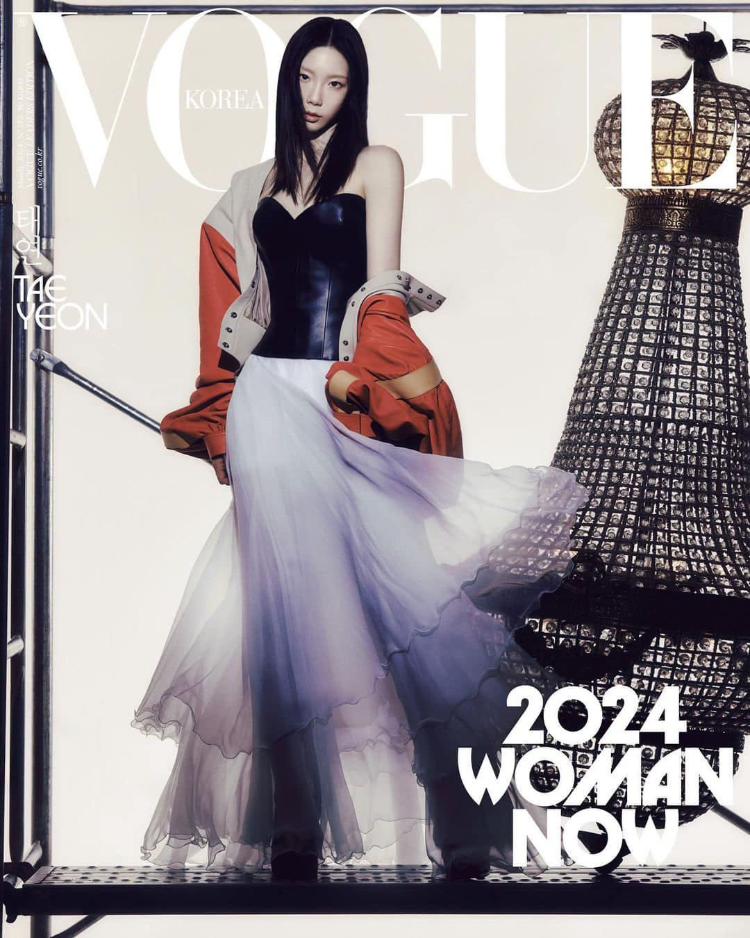 Taeyeon SNSD được Louis Vuitton "đẩy bìa". Nữ đại sứ khoe sắc trong trang phục thuộc BST Xuân Hè 2024 của nhà mốt. Taeyeon SNSD được Louis Vuitton "đẩy bìa". Nữ đại sứ khoe sắc trong trang phục thuộc BST Xuân Hè 2024 của nhà mốt.