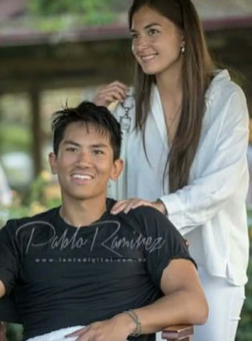 Hoàng tử Mateen cùng bạn gái Anisha Rosnah Adam tham gia nhiều hoạt động chung.