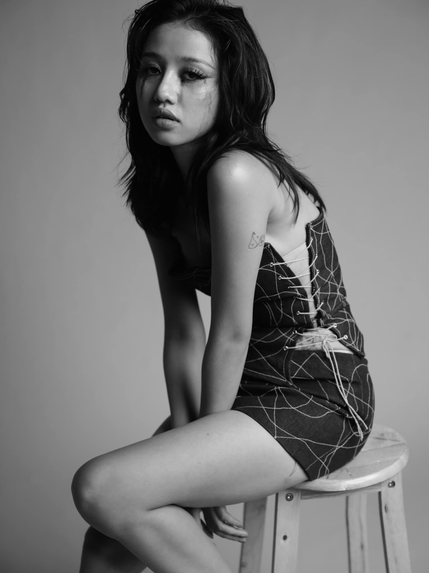 Trịnh Thảo thử sức với nhiều phong cách trong các buổi chụp hình thời trang.