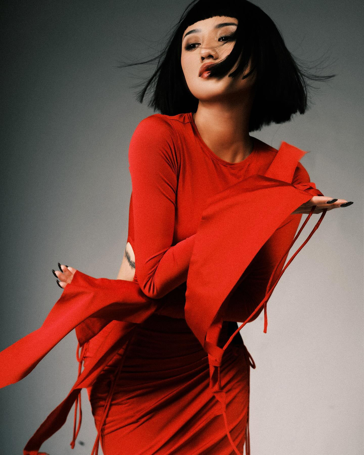 Trịnh Thảo thử sức với nhiều phong cách trong các buổi chụp hình thời trang.