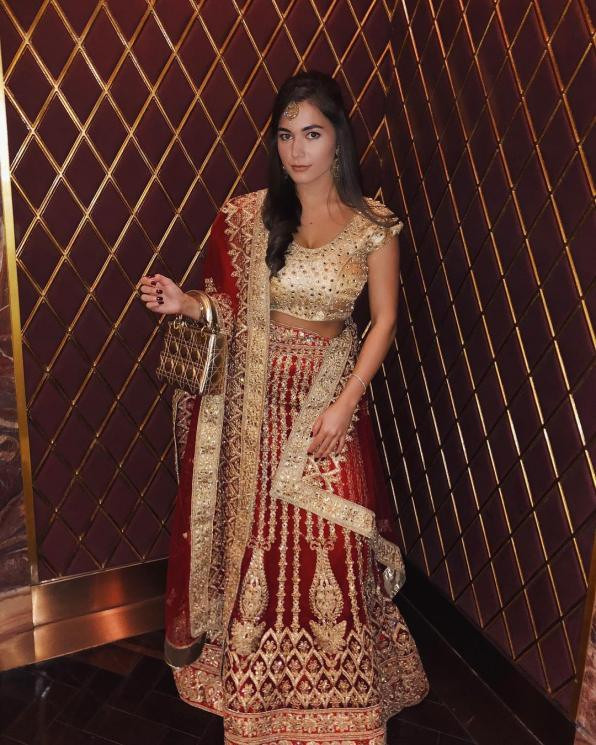 Phong cách đời thường trẻ trung, thanh lịch của nàng dâu Hoàng gia Brunei.