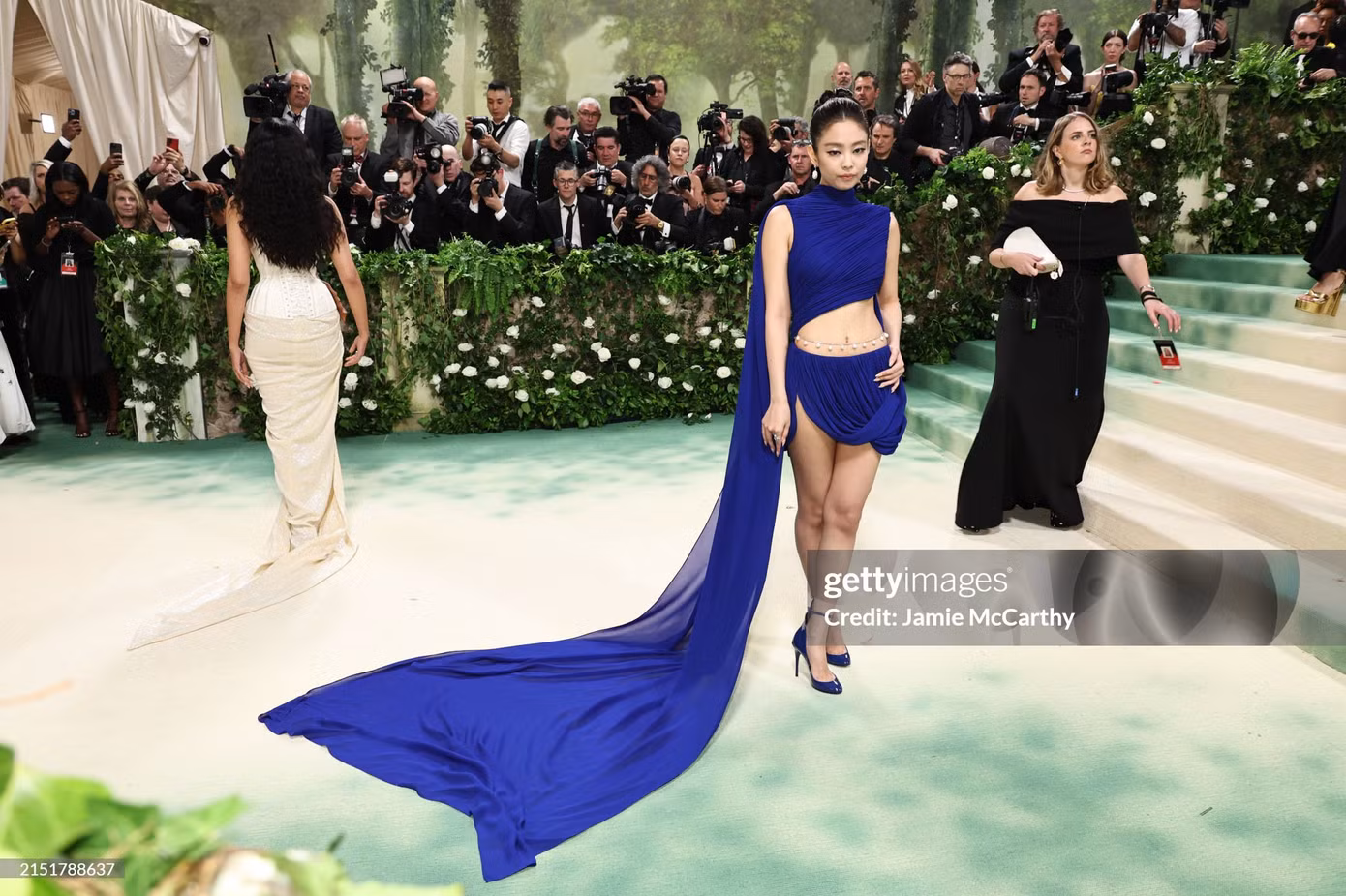 Jennie rạng rỡ dưới ống kính "hung thần" Getty Images.