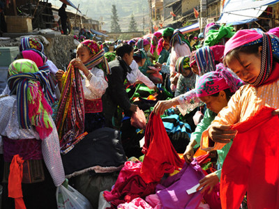 Chợ phiên Đồng Văn