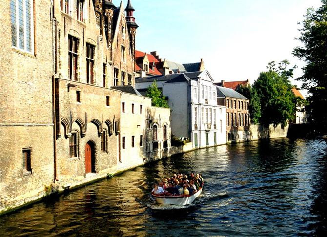 Đã có thời kỳ, Bruges được xem là thành phố thương mại của cả thế giới