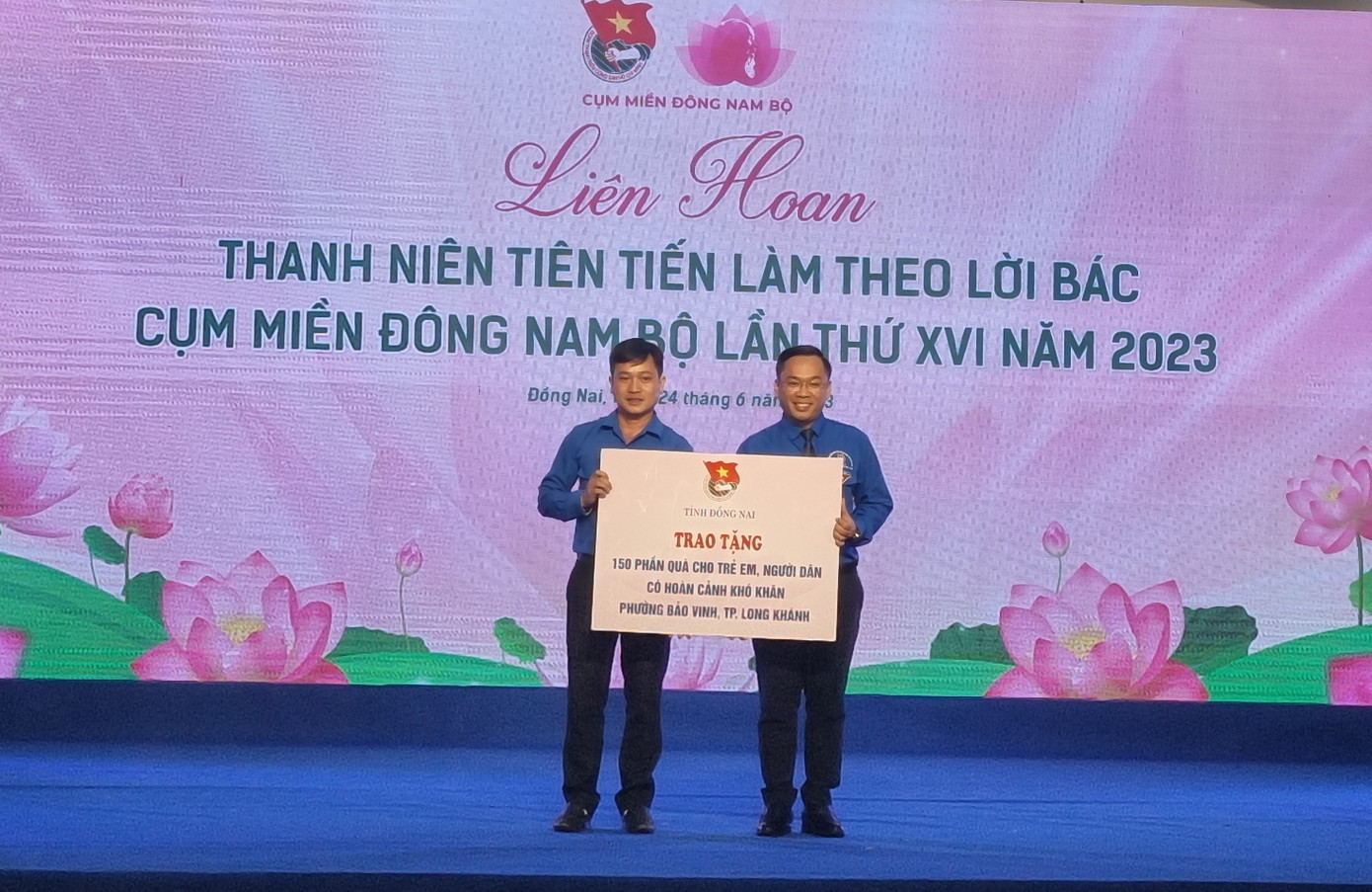 Tuyên dương 165 'thanh niên tiên tiến làm theo lời Bác' cụm miền Đông Nam bộ ảnh 4