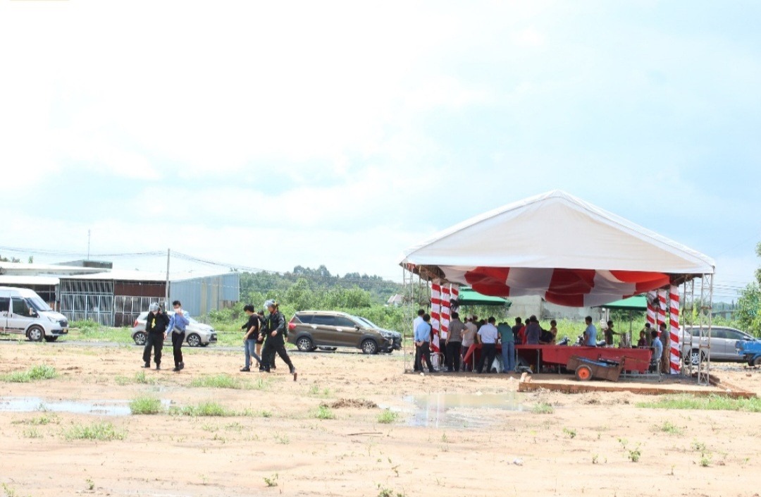 Lực lượng chức năng phát hiện Công ty Lộc Phúc đang mở “sàn giao dịch” trái phép tại huyện Trảng Bom