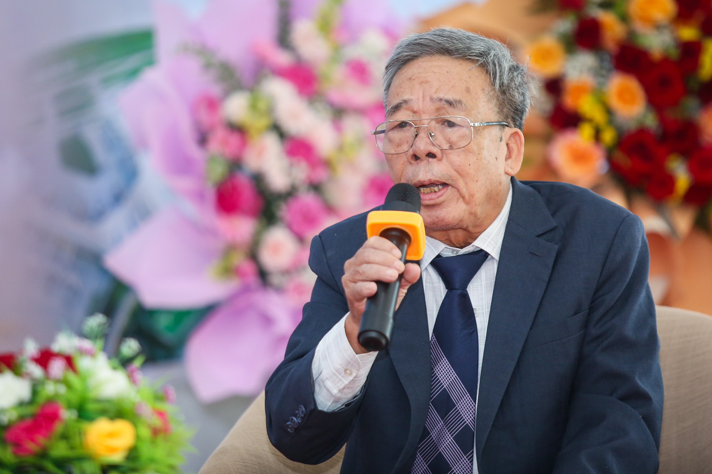 Viết về miền đất và người Đông Nam bộ ảnh 1