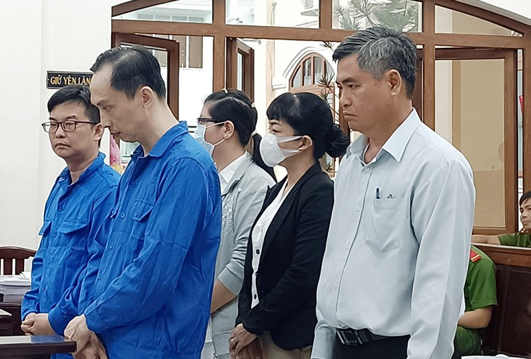 Các bị cáo tại phiên tòa