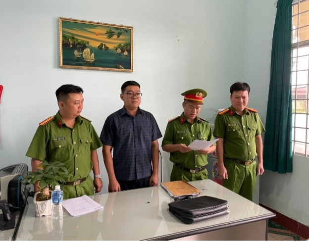 Thực hiện lệnh khởi tố bị can đối với Nguyễn Sơn Hải