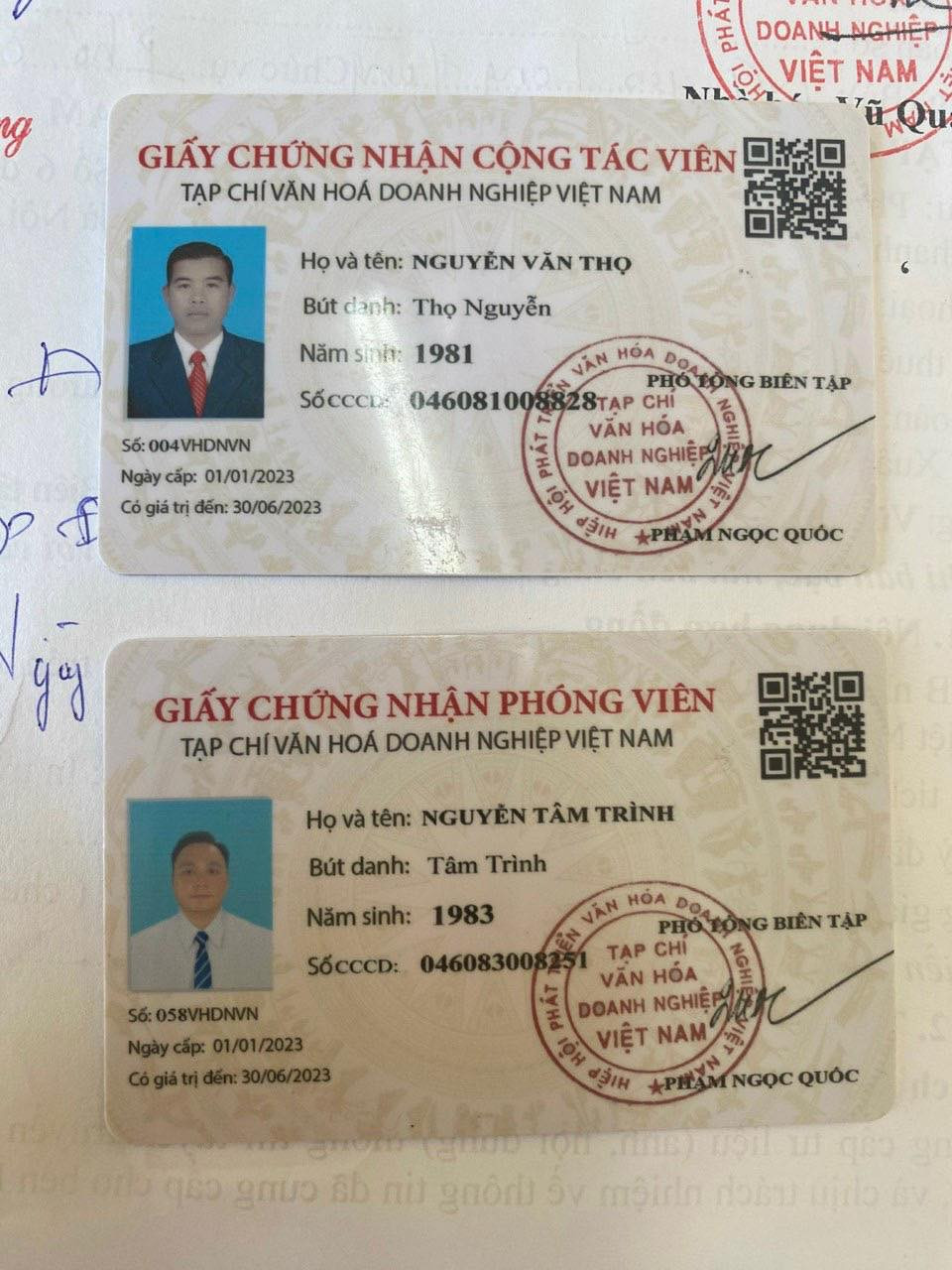 Giấy chứng nhận phóng viên và cộng tác viên của Trình và Thọ Giấy chứng nhận phóng viên và cộng tác viên của Trình và Thọ