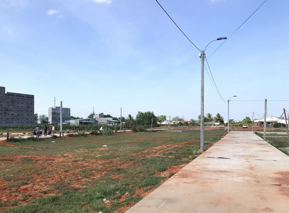 Một khu vực đất phân lô tại TP Phan Thiết (ảnh: VT). Một khu vực đất phân lô tại TP Phan Thiết (ảnh: VT).