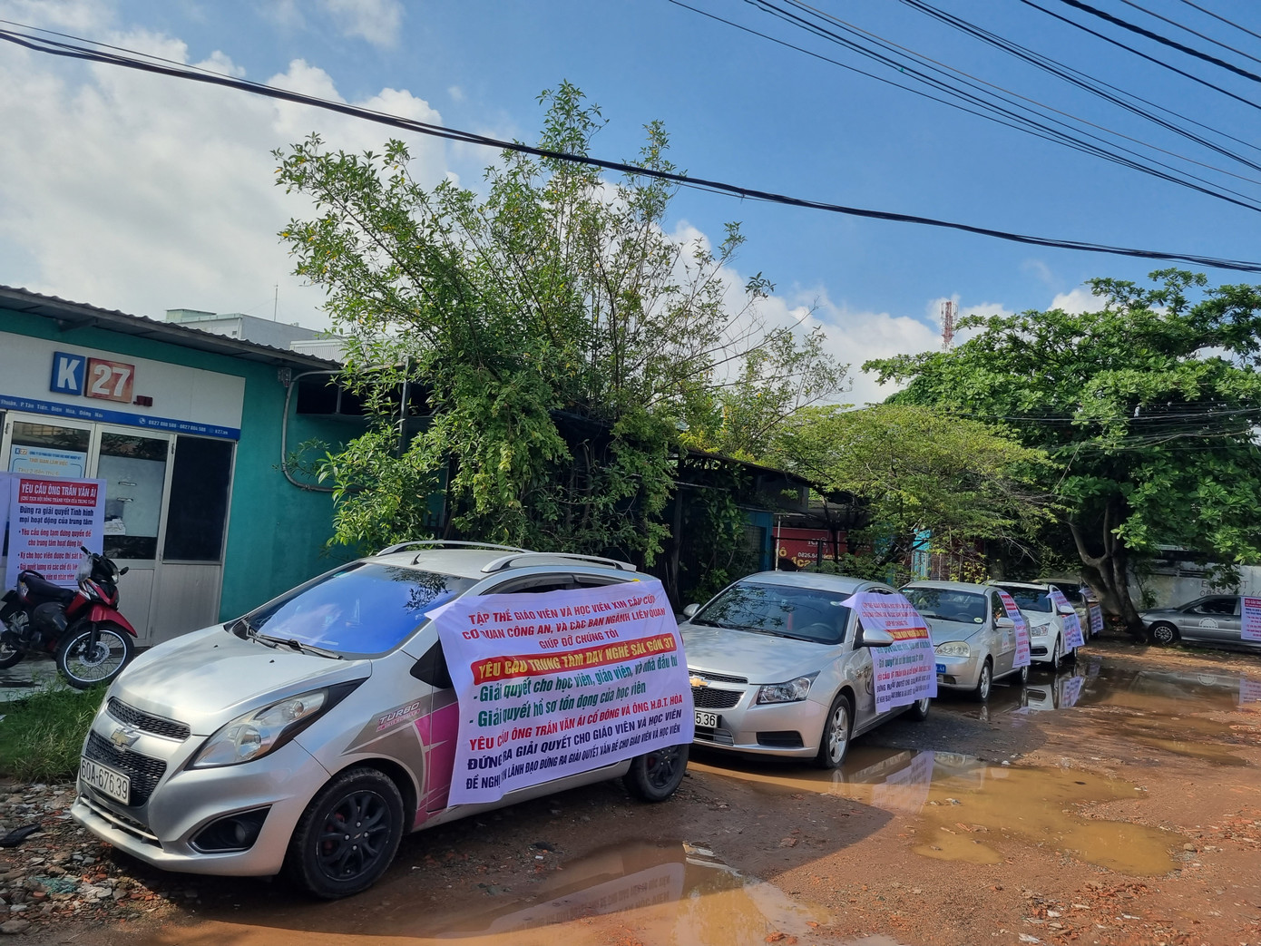 Giáo viên, nhà đầu tư căng bảng đòi quyền lợi trước TTDNLX Sài Gòn